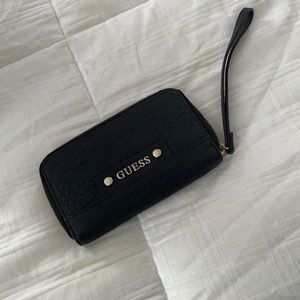 Guess women wallets